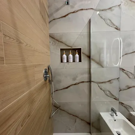 Appartement Gianvenuti House - Metro A With Jacuzzi Rome