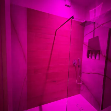 Gianvenuti House - Metro A With Jacuzzi