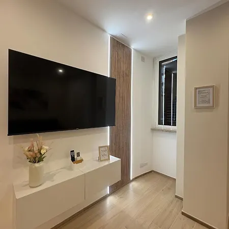 Gianvenuti House - Metro A With Jacuzzi *