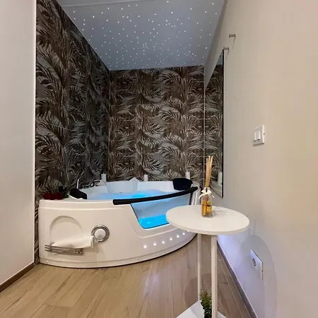 Gianvenuti House - Metro A With Jacuzzi