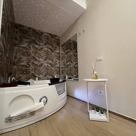 Gianvenuti House - Metro A With Jacuzzi *