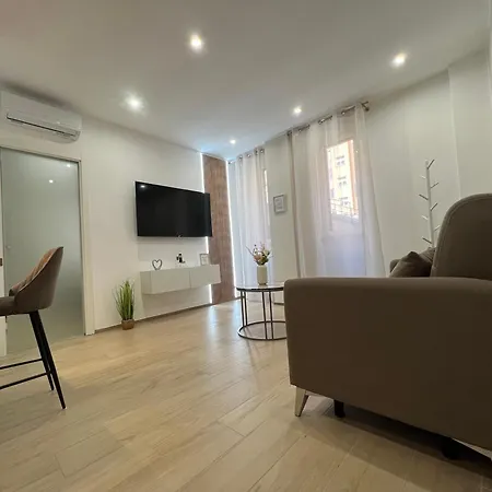 Gianvenuti House - Metro A With Jacuzzi *