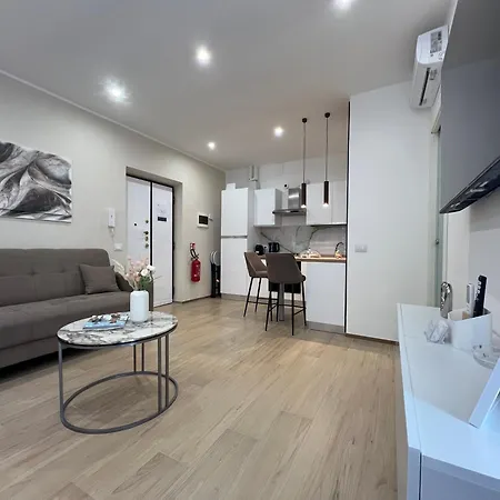 Gianvenuti House - Metro A With Jacuzzi