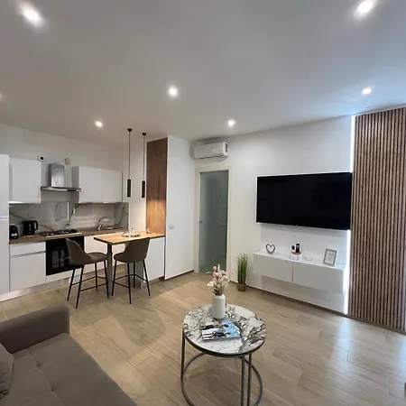 Appartement Gianvenuti House - Metro A With Jacuzzi