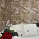 Gianvenuti House - Metro A With Jacuzzi Apartman *